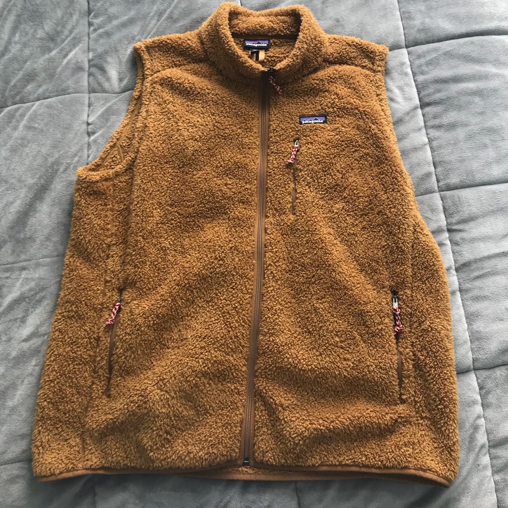 Brown fleece Patagonia vest